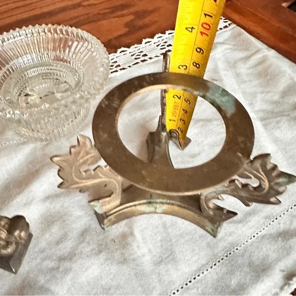 Vintage brass Candle Holders and one glass holder - Picture 5 of 12